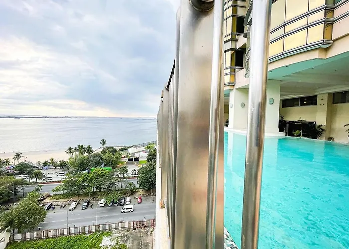 Stunning & Luxury 4br In Bay White Манила