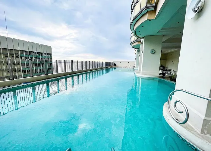 Апартаменты Stunning & Luxury 4br In Bay White